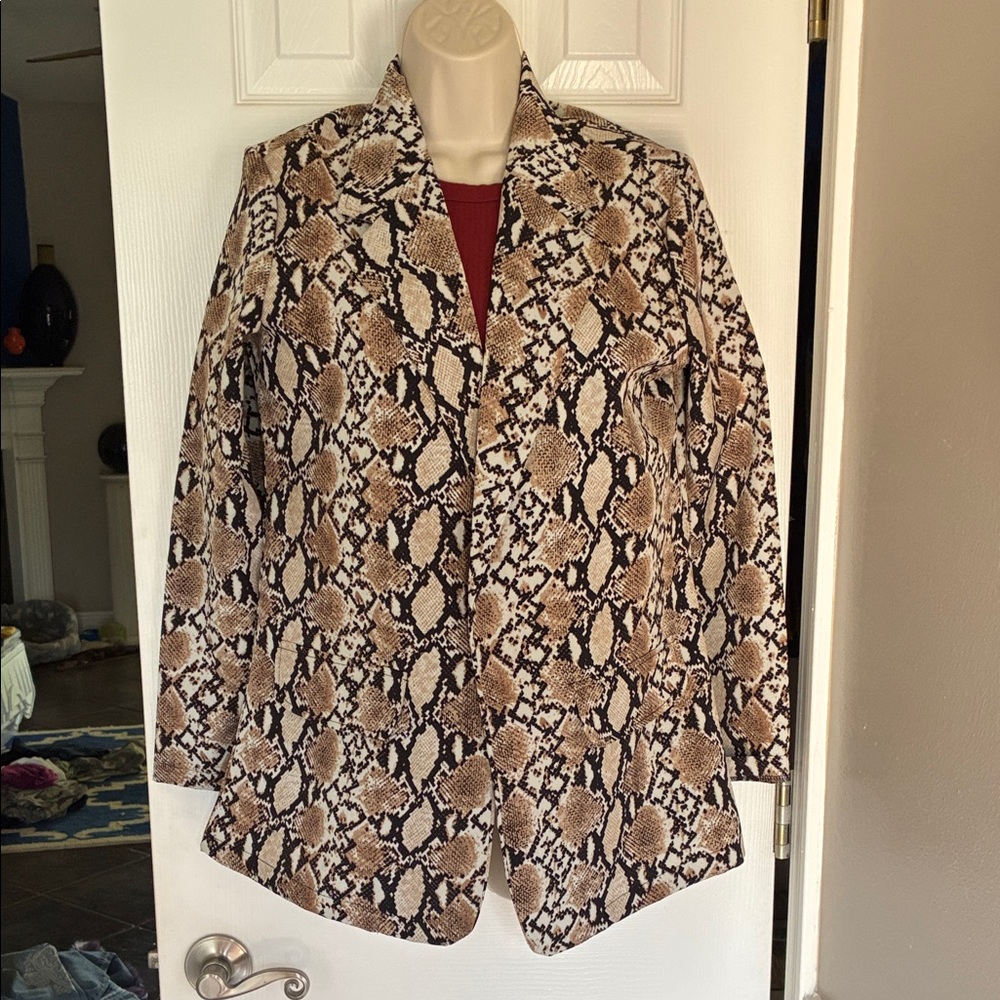 Stylish Snake Print Women's Jacket
